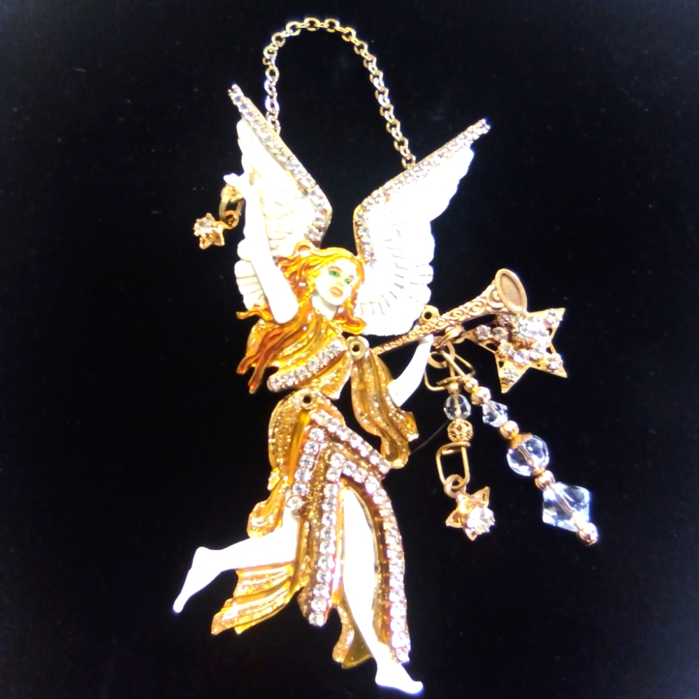 Lunch on the Ritz "Angel"